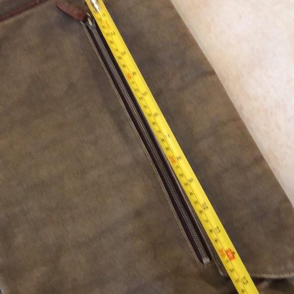 ETRO Unisex Sturdy Canvas Messenger Bag, storage, wide adjustable strap, pockets - Picture 15 of 17